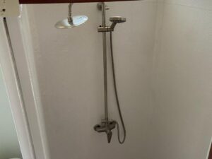 douche bungalow Raiatea Location